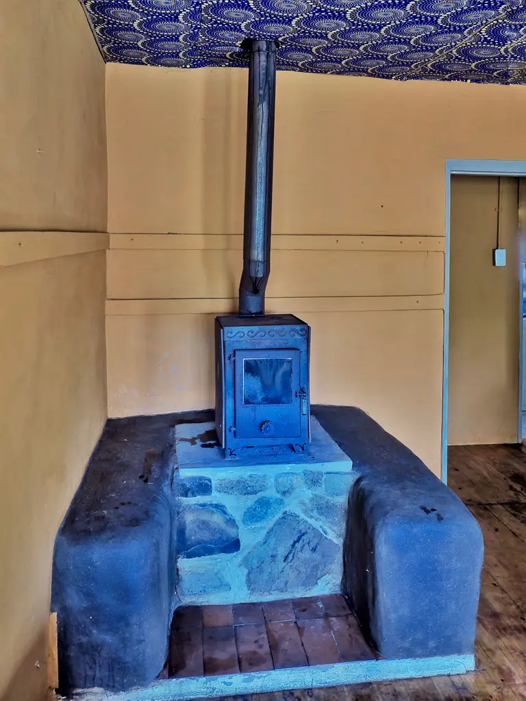 Foxes Earth fireplace